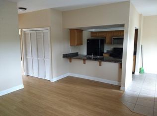 340 W 15th Ave UNIT 6, Escondido, CA 92025