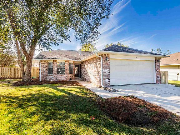 2nd image of 321 Pin Oak Ct