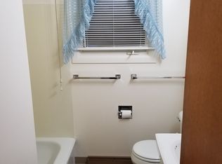 406 N 15th St E, Riverton, WY 82501
