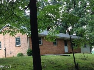 4360 Roanoke St, Christiansburg, VA 24073
