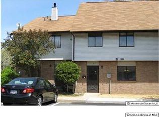 320 Joe Parker Rd APT B, Lakewood, NJ 08701