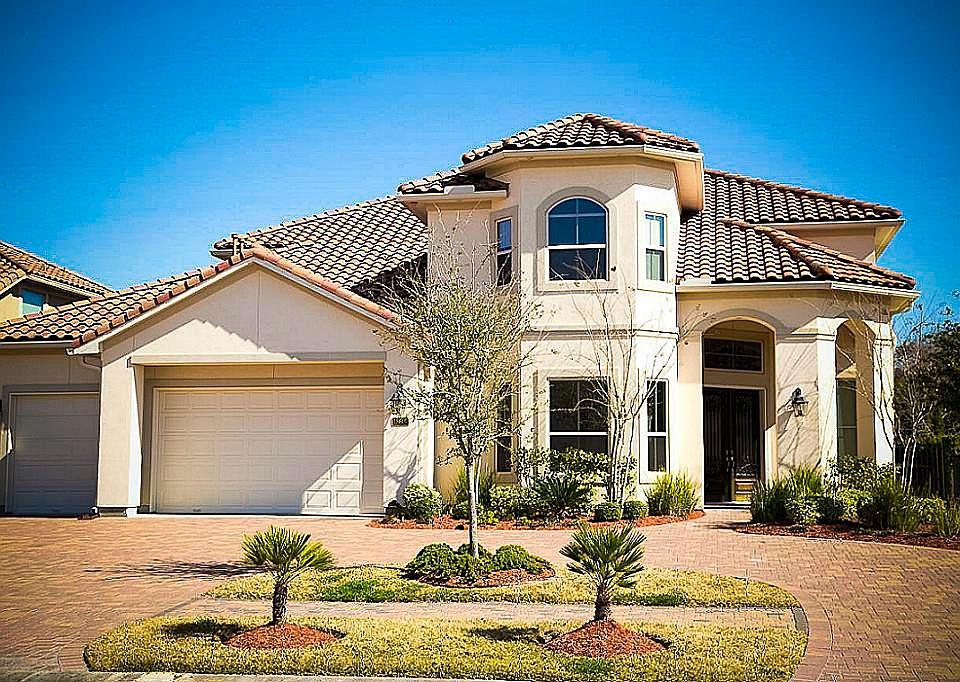 1st image of 18607 Windsor Lakes Dr