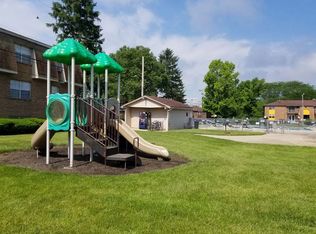 490 Hampshire Dr #F937A292F, Hamilton, OH 45011