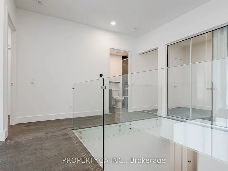 6 Greenbriar Rd #106 — Photo 25
