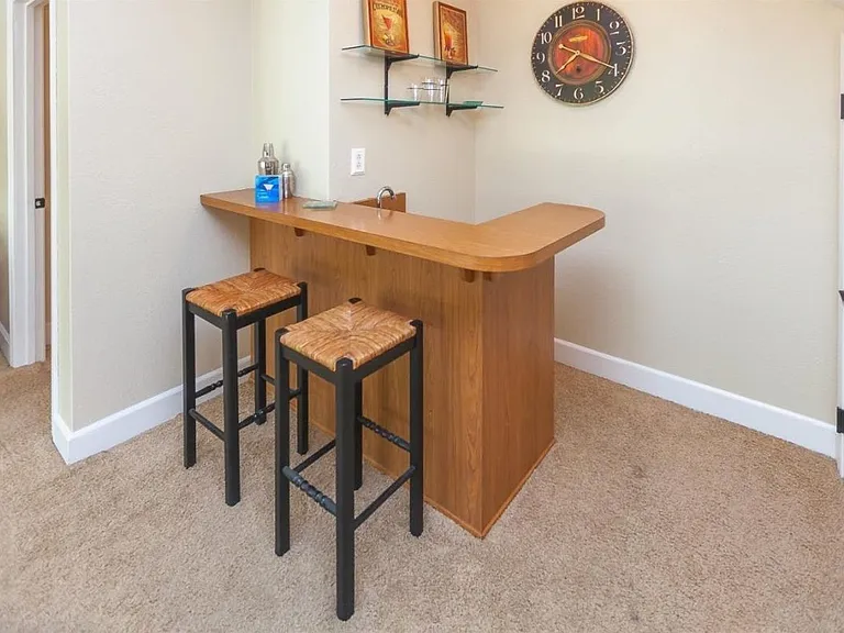 6677 Mount Forest Dr — Photo 11