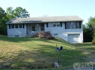 11 Patterson Rd, Saugerties, NY 12477