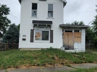 1596 Wayne St, Toledo, OH 43609