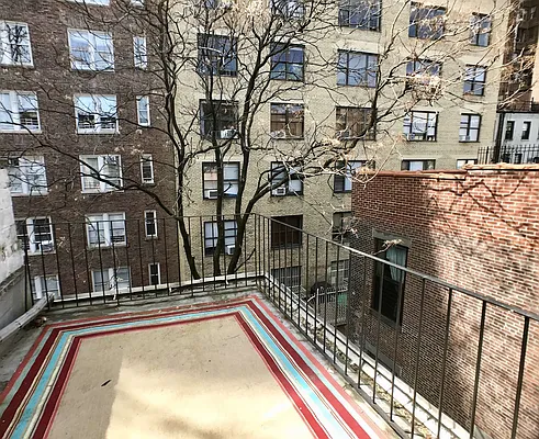 Rented by Irving Properties of New York, LLC | media 8