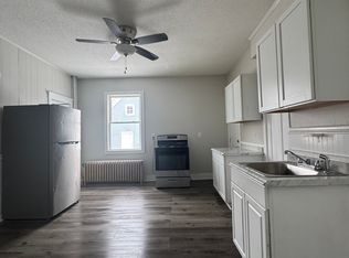 896 Case Ave #1, Saint Paul, MN 55106
