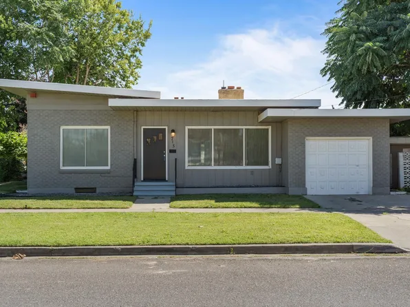 715 N 8th Ave, Pasco, WA 99301