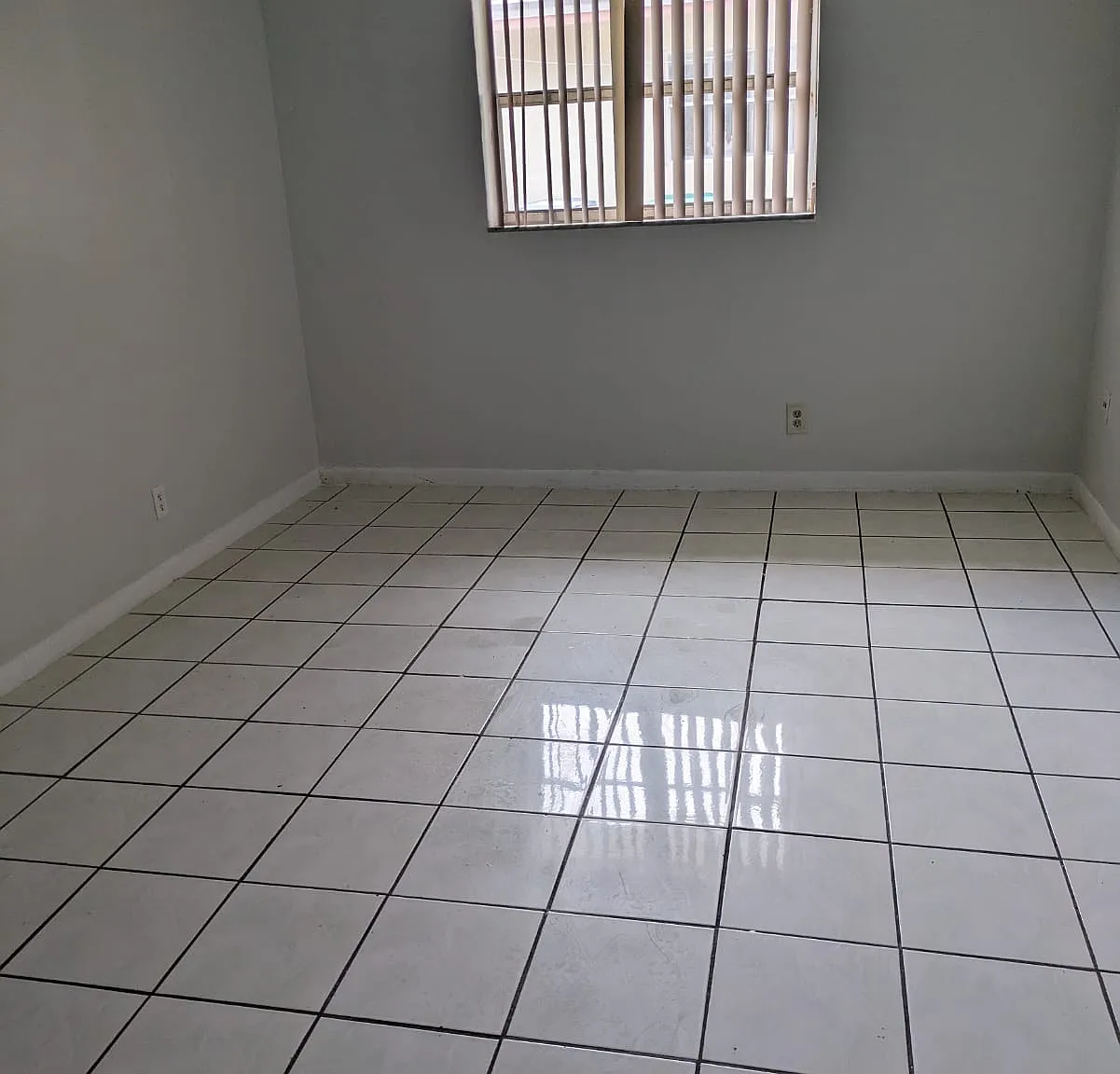 4000 NW 78 Ave Unit #1 - 1 — Photo 1