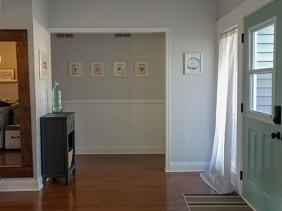 4th image of 2703 Woodridge Dr