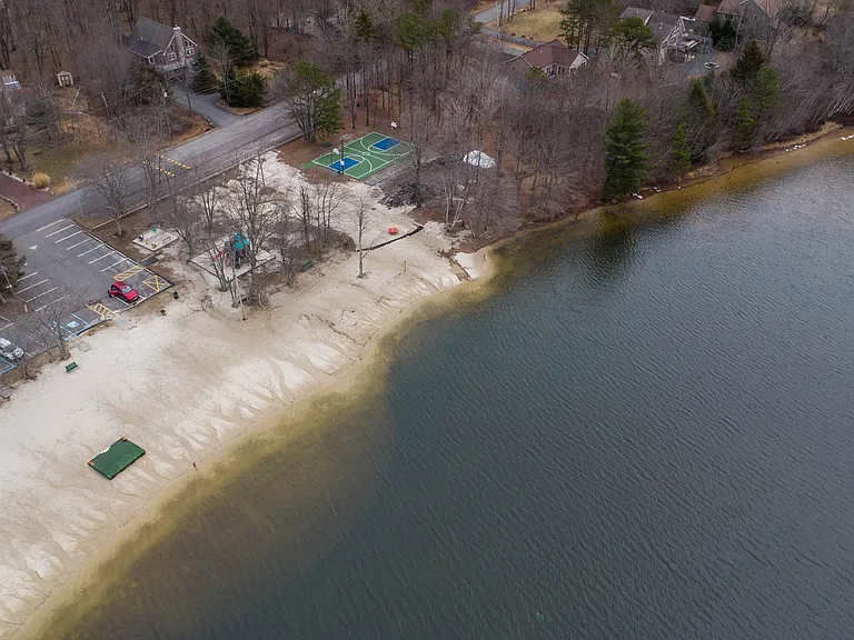 354 Birch Dr — Photo 37