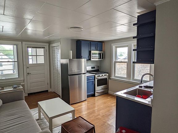 4th image of 3229 N Central Park Ave #3