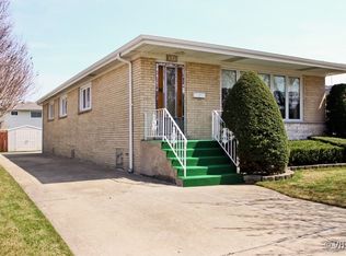 6945 N Dowagiac Ave, Chicago, IL