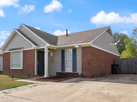 2nd image of 106 Evergreen Dr