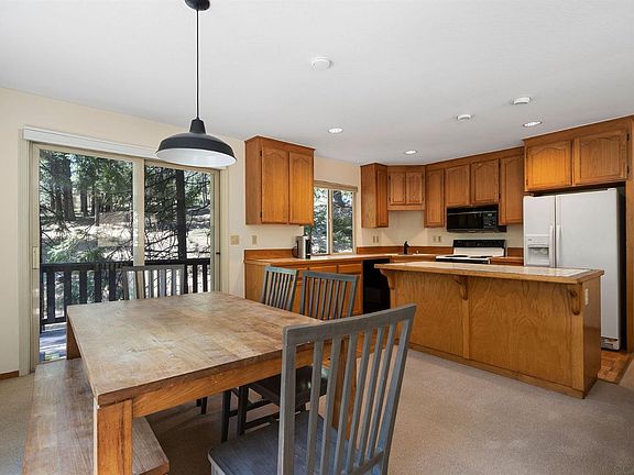 3rd image of 2650 Country Club Dr #104