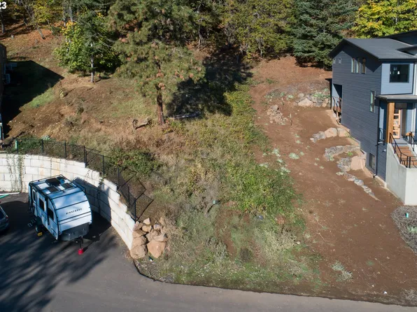 236 NW Sophie Ln, White Salmon, WA 98672