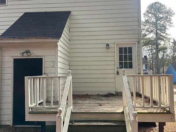 2nd image of 7209 Ewing Pl