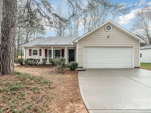 6336 Sunstone Dr, Charlotte, NC 28269