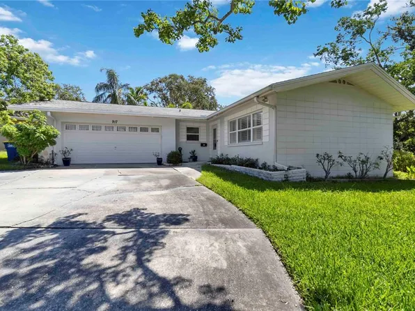 917 Pineview Ave, Clearwater, FL 33756