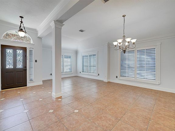 4th image of 8903 Aberdeen Park Dr
