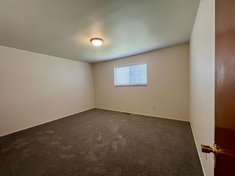 14167 Ziegler St — Photo 10