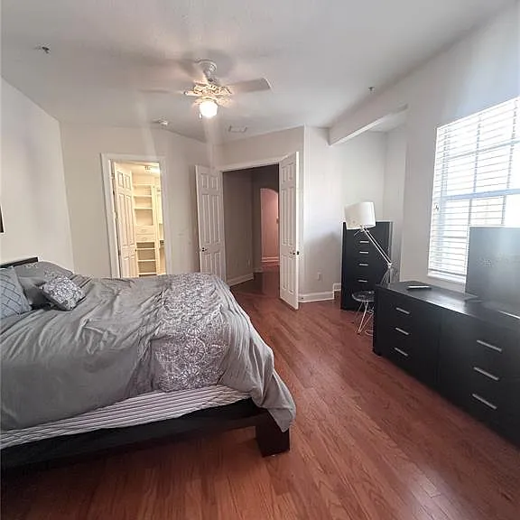 2303 Kensington Garden Ln — Photo 16