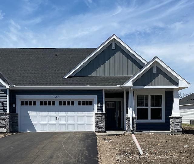 1st image of 12509 Waterside Ct
