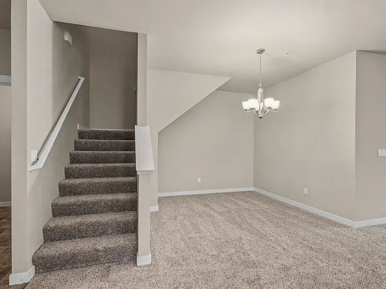 1623 Burnside Pl — Photo 10