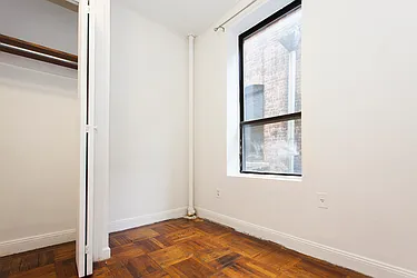 Rented by Mdrn Residential
