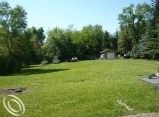 38565 Joy Rd, Westland, MI 48185
