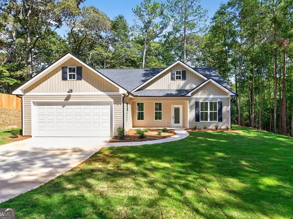 104 Harris St, Griffin, GA 30223