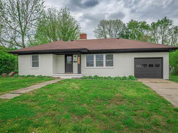 504 E Clark St, Owensville, IN 47665