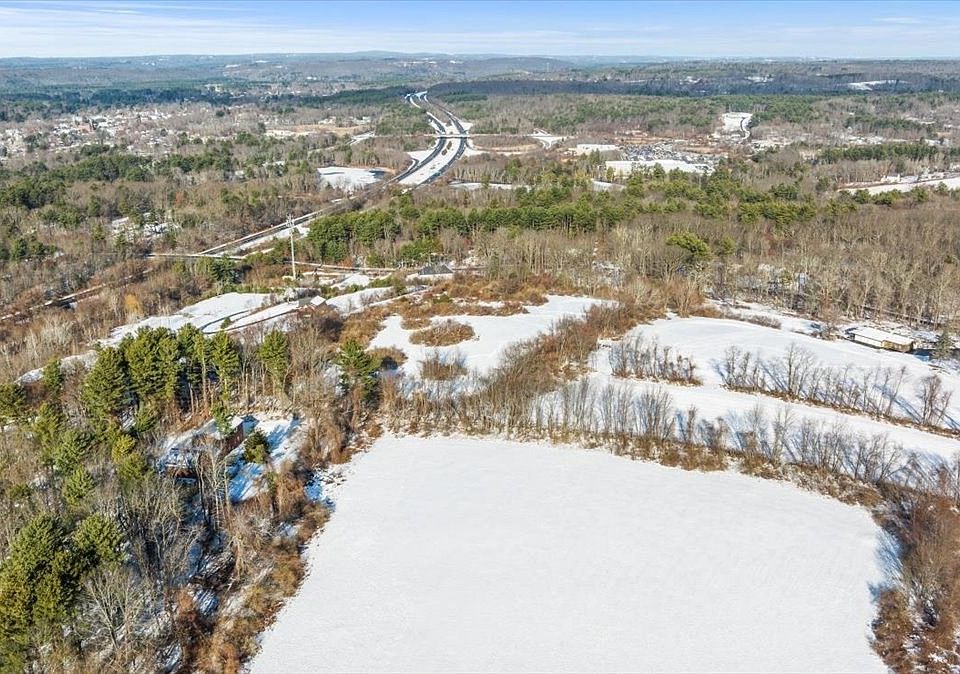 1st image of 74 Huguenot Rd