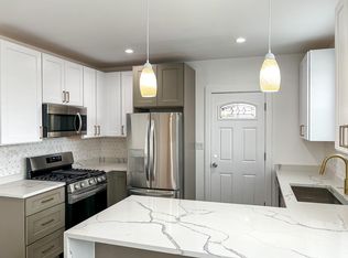 3216 W Olive Ave APT 1D, Chicago, IL 60659
