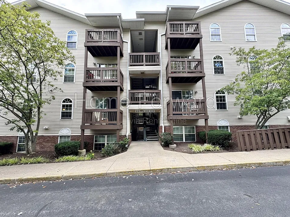 1081 S Broadway #107