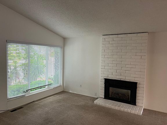 2nd image of 1149 Hillside Dr