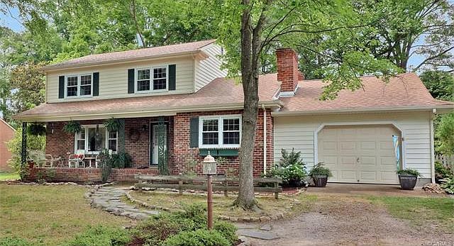 1st image of 2404 Poates Dr