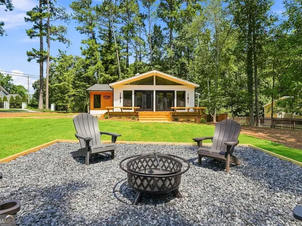 400 Cottonwood Dr, Woodstock, GA 30189