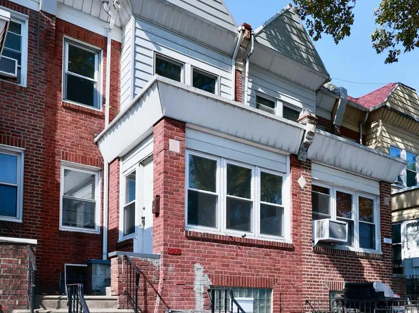 5236 Castor Ave, Philadelphia, PA 19124