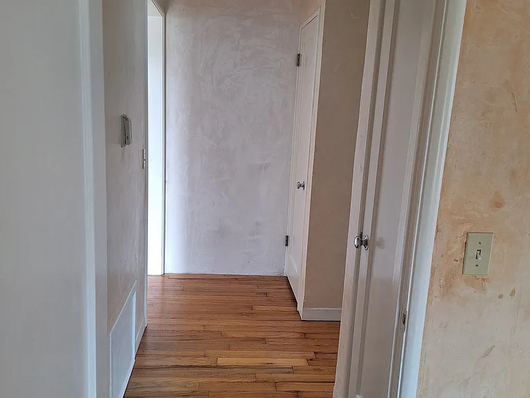 633 Trevethan Ave — Photo 7