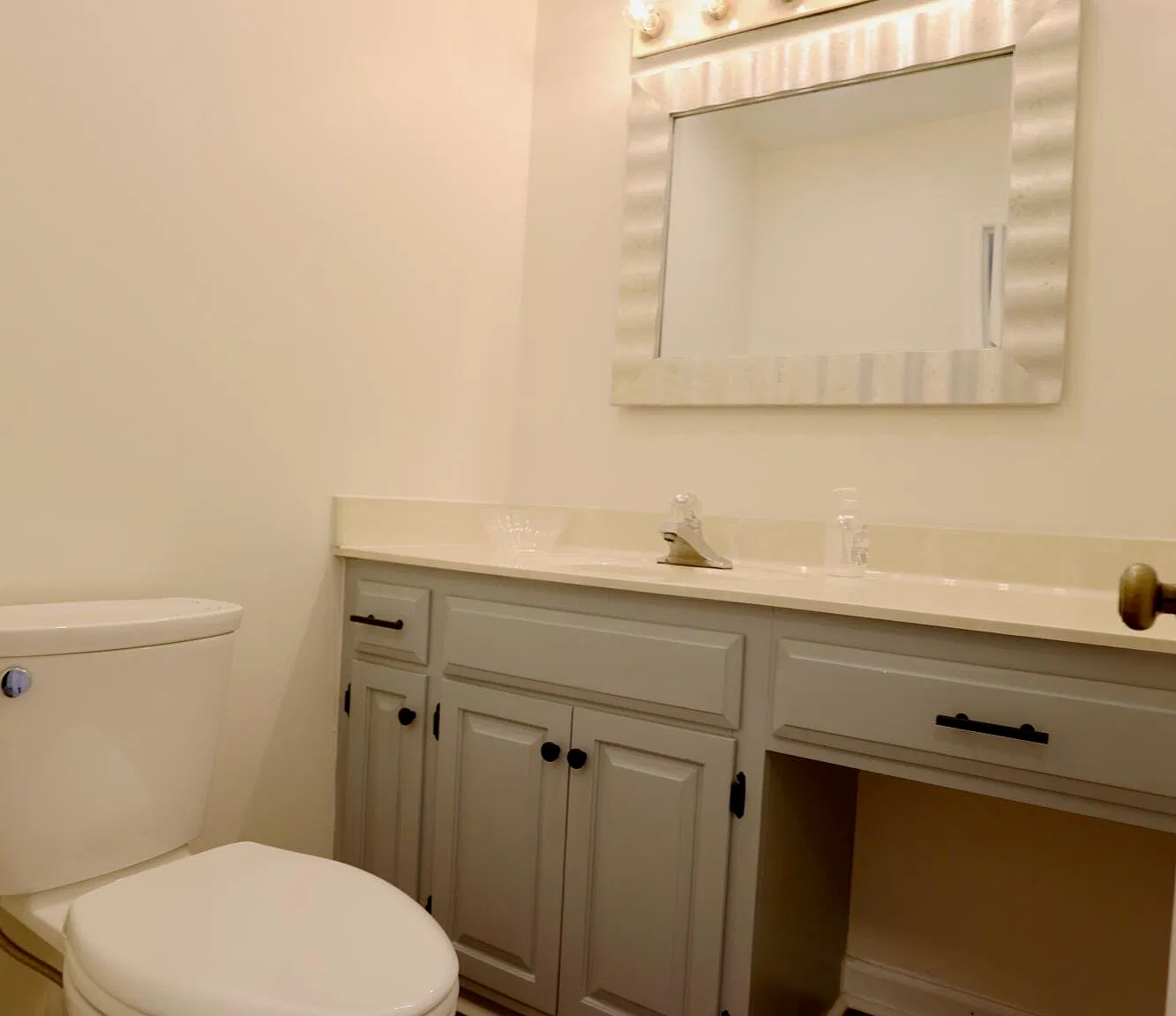 2 bed, 2.5 bath, 1260 sqft, $1,400 — Photo 3
