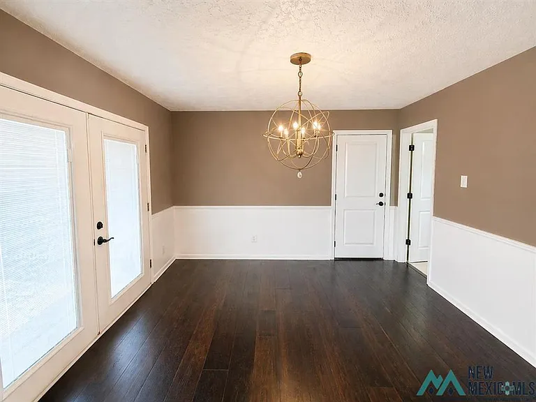 920 Colonial Pkwy — Photo 8