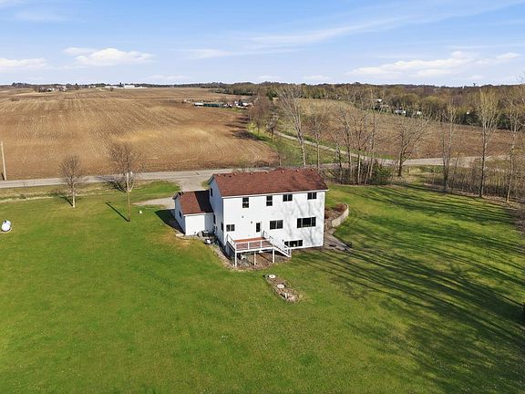 3rd image of 2717 County Road 4 SW