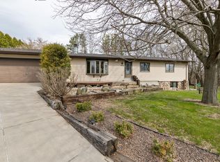 5172 Beaver Dam Rd, West Bend, WI 53090