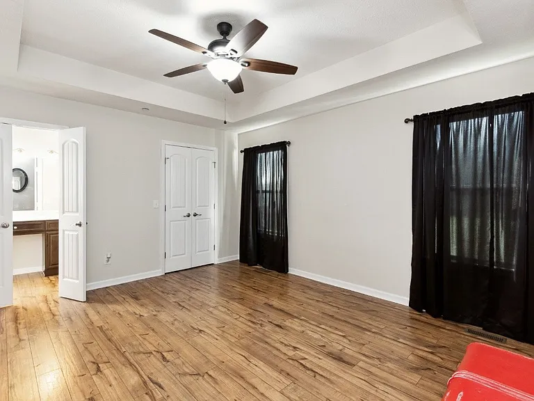 1419 Leaf Ln — Photo 23