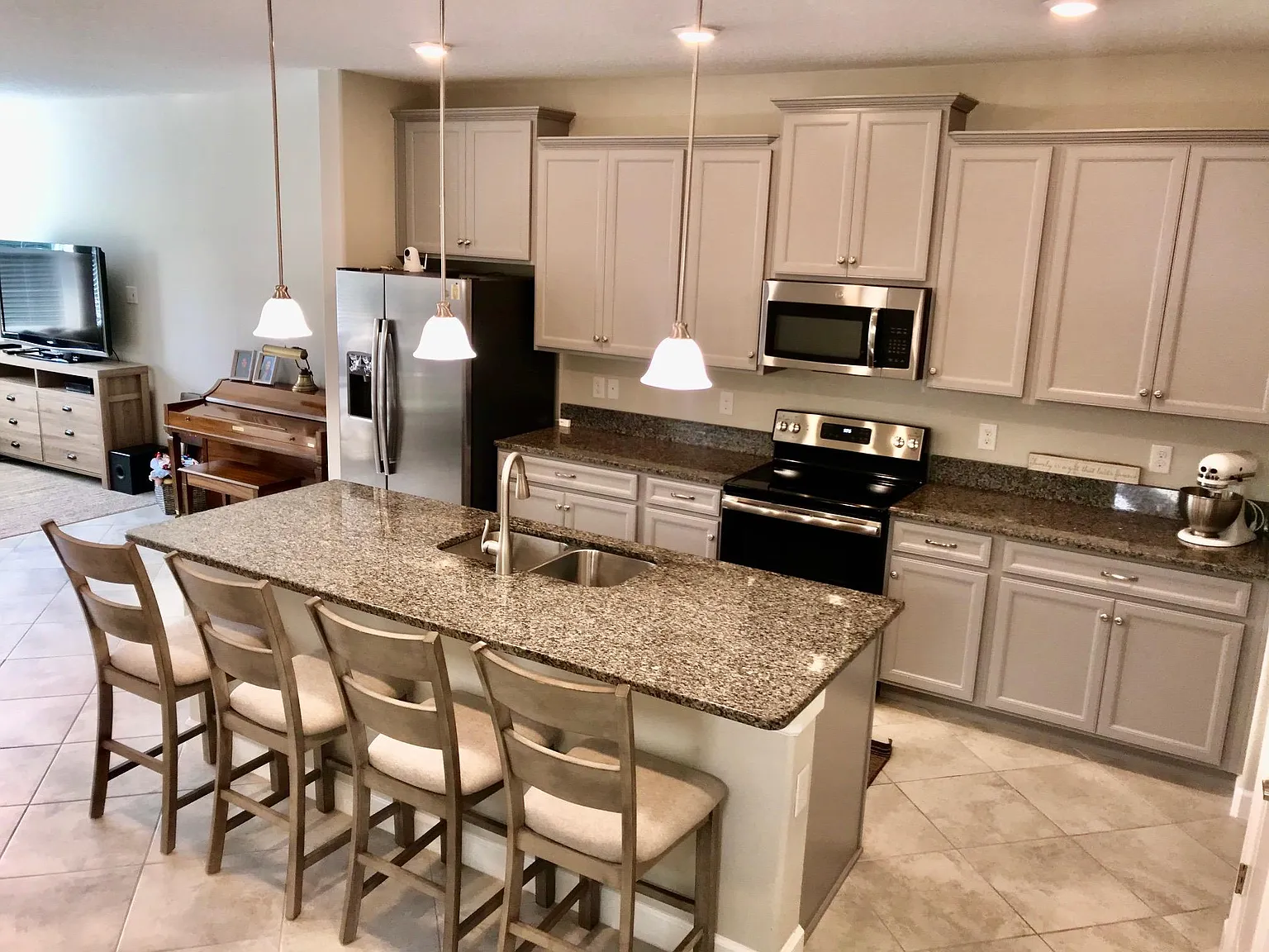 18845 Noble Caspian Dr — Photo 2
