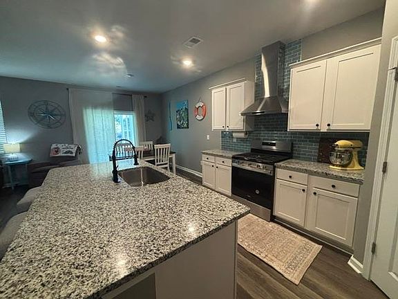 5th image of 2266 Ainsley Dr.