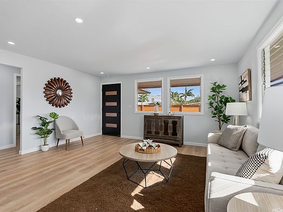 3rd image of 91-454 Papipi Rd